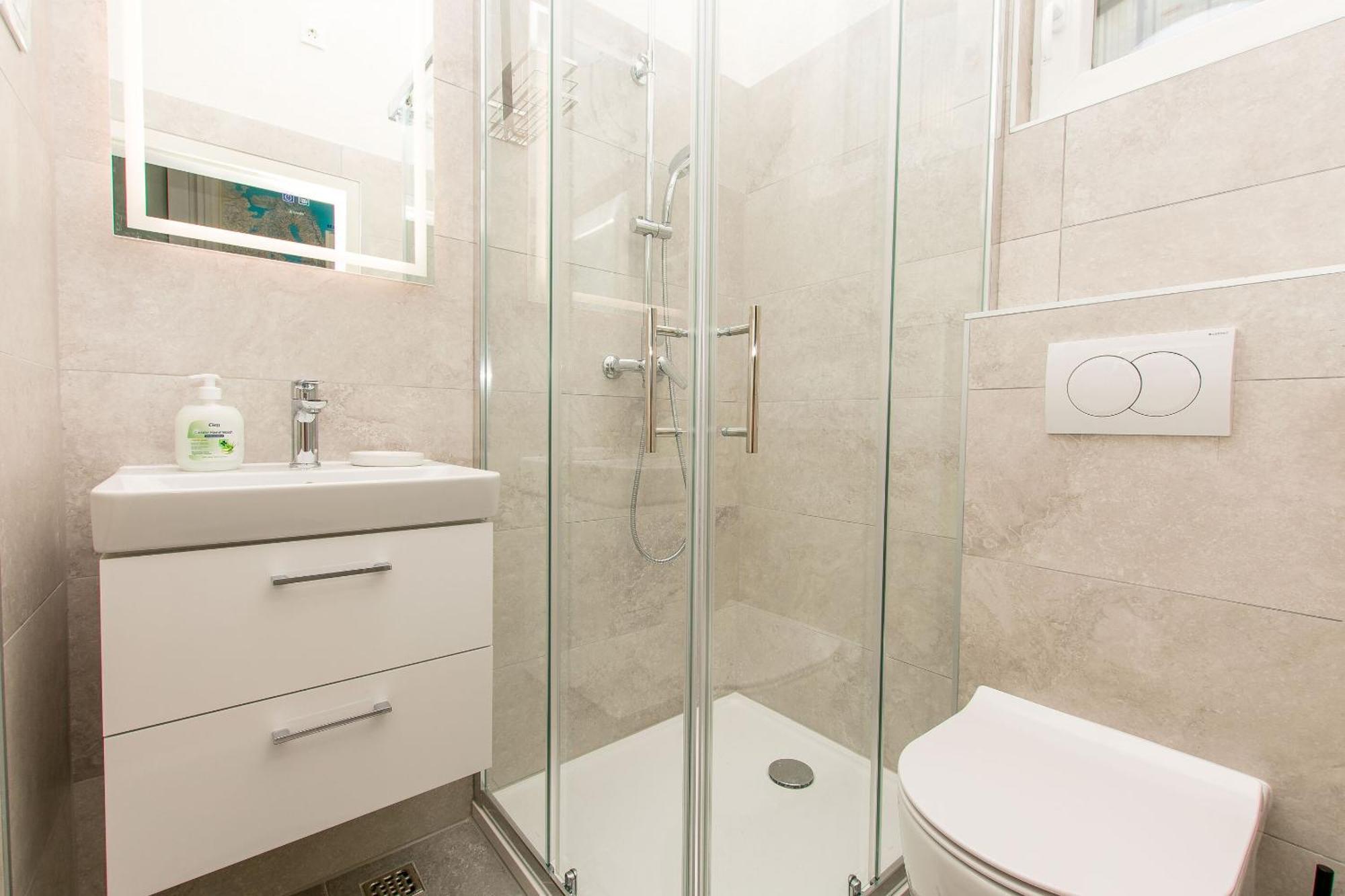 Apartment Terezija Pisak Buitenkant foto